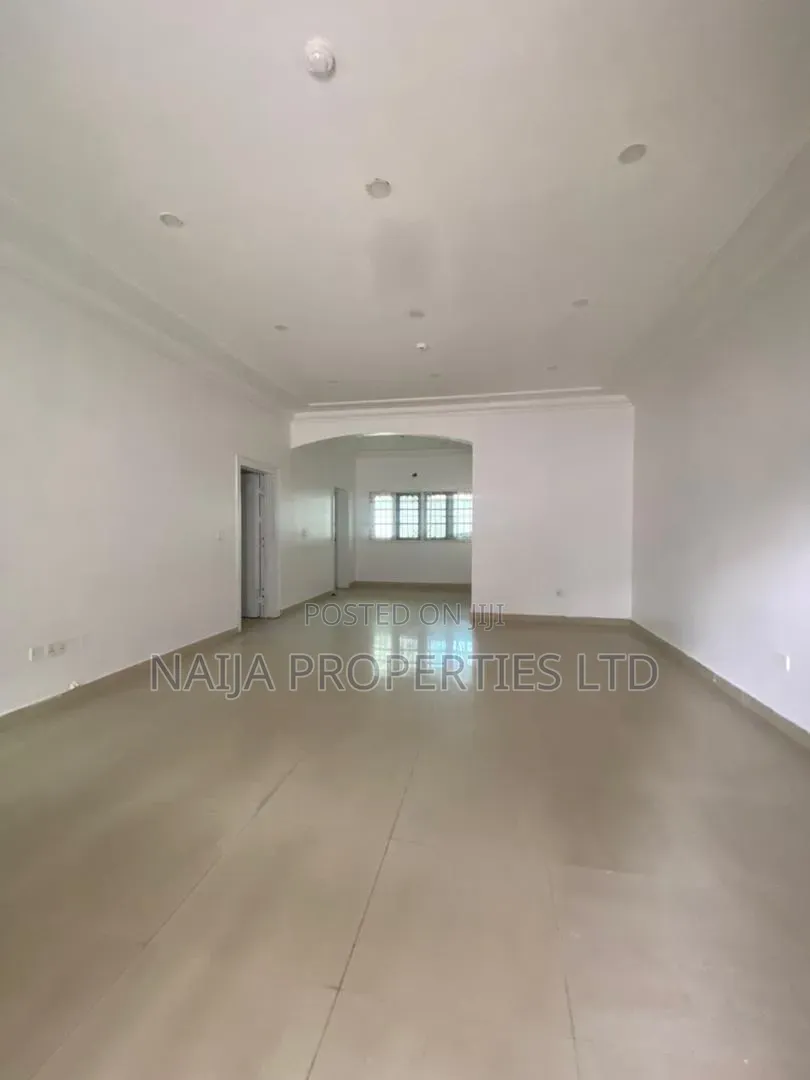 3bdrm Apartment in Off Admiralty Way, Lekki Phase 1 for rent in Lekki Phase 1