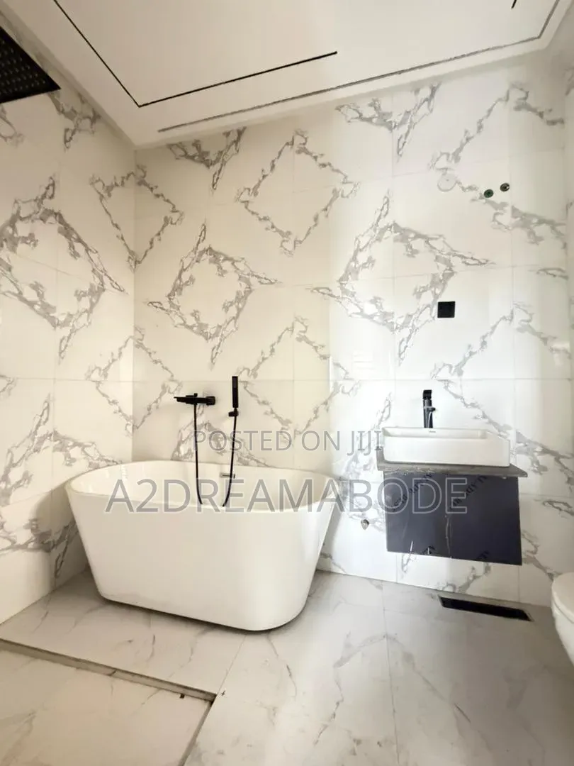 4bdrm Duplex in Ogba for sale in Oke-Ira / Ogba