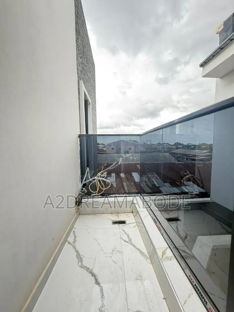 4bdrm Duplex in Ogba for sale in Oke-Ira / Ogba
