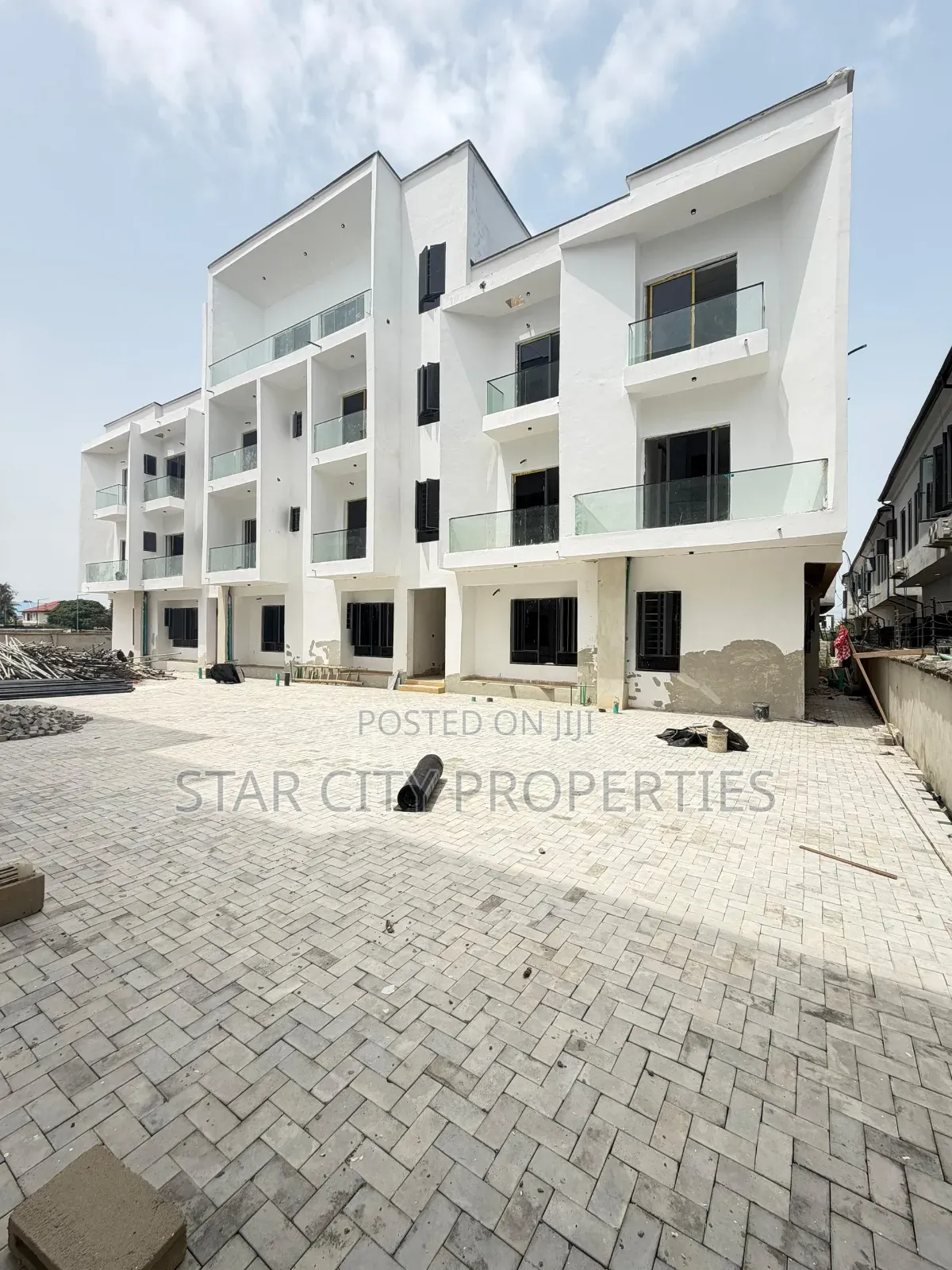 2bdrm Apartment in Vgc for sale in VGC / Ajah