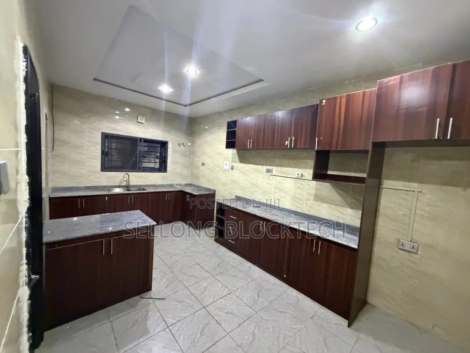 5bdrm Duplex in Guzape District for rent in Guzape District