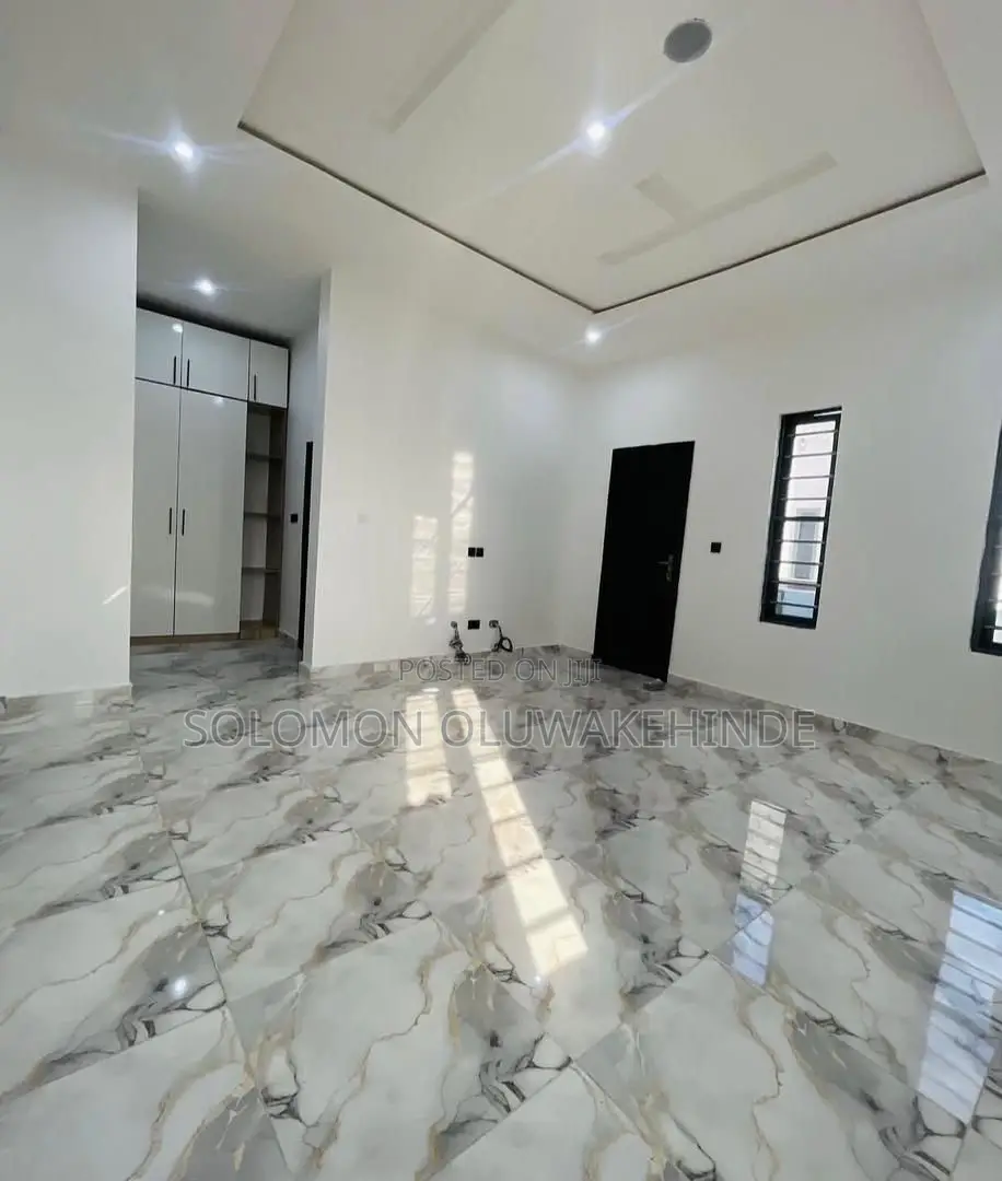 3bdrm Townhouse/Terrace in Ajah for sale in Ajah
