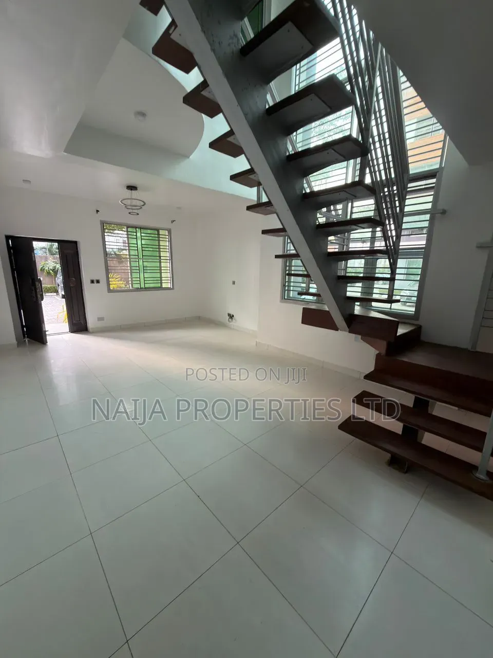 2bdrm Maisonette in Richmond Garden, Ikate for rent in Ikate
