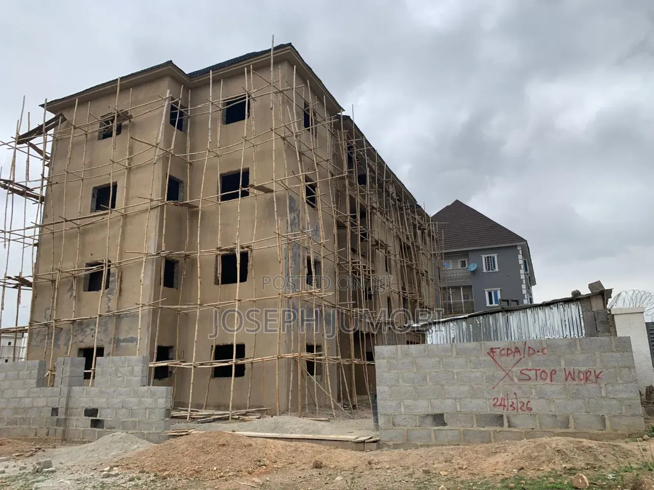 Mortgage 3 Bedrooms Flat in Life Camp