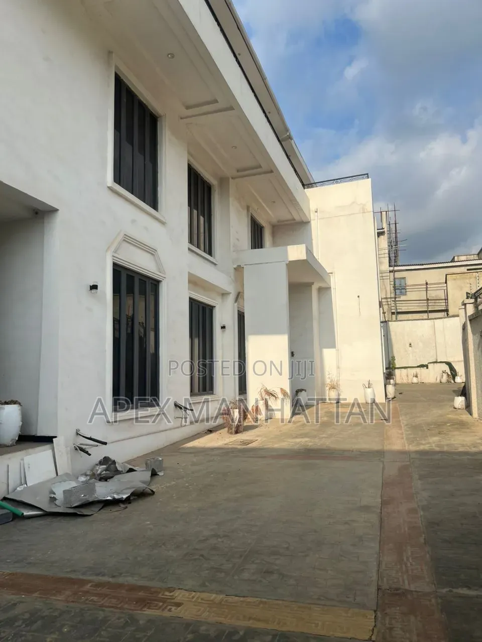 8bdrm Mansion in Maitama for sale in Maitama