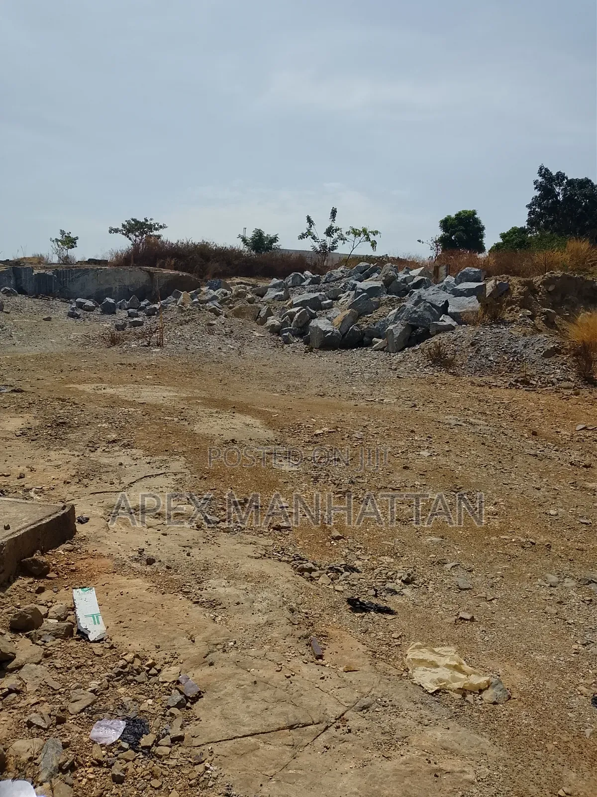 Flat 1000sqm Land at Gwarimpa for Sale in Dape
