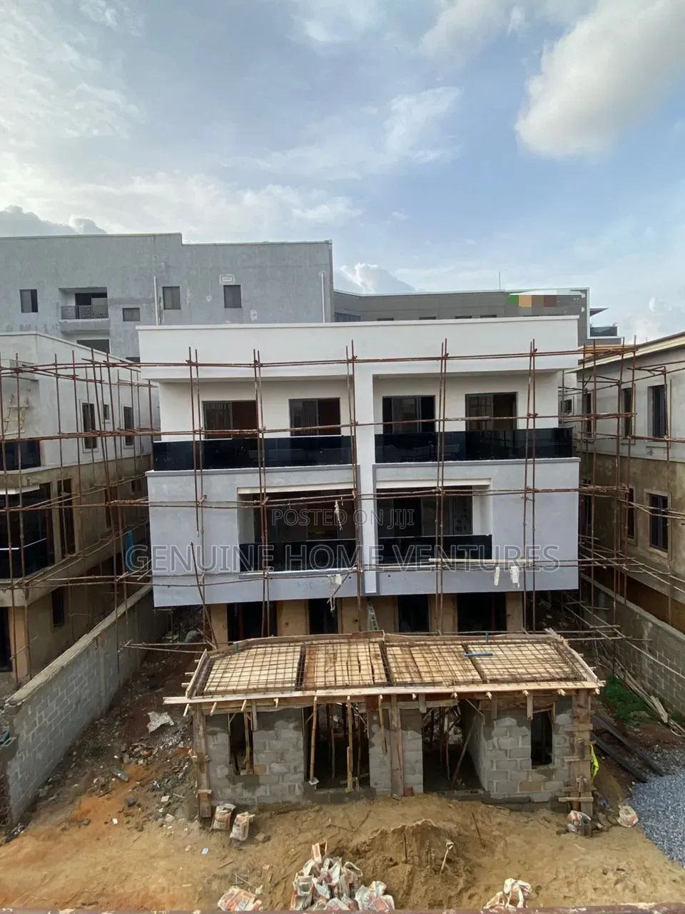 7bdrm Duplex in Ikeja Gra for sale in Ikeja GRA