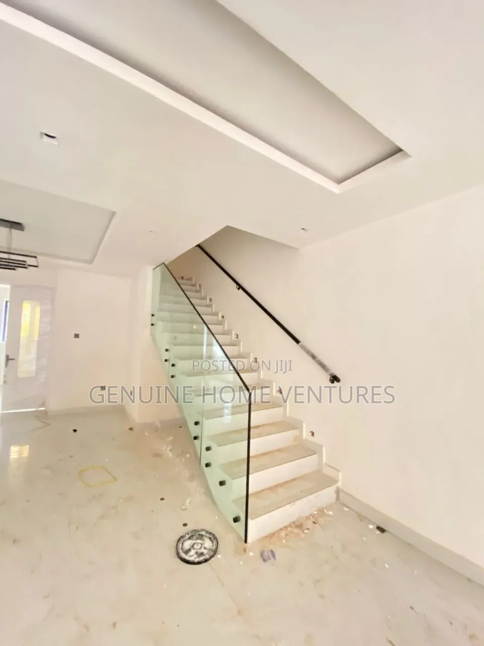 7bdrm Duplex in Ikeja Gra for sale in Ikeja GRA