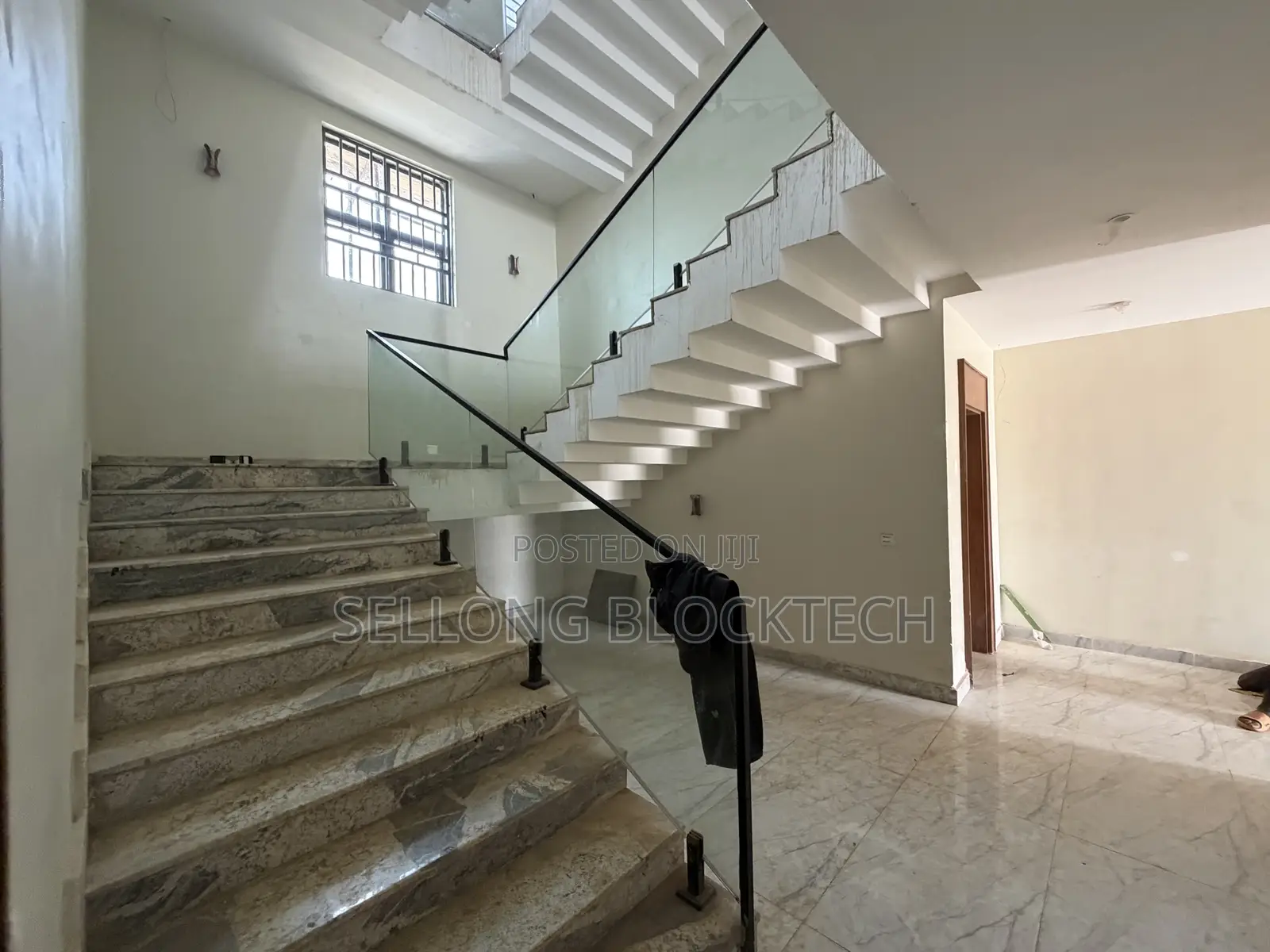 6bdrm Duplex in In An Estate, Guzape District for rent in Guzape District