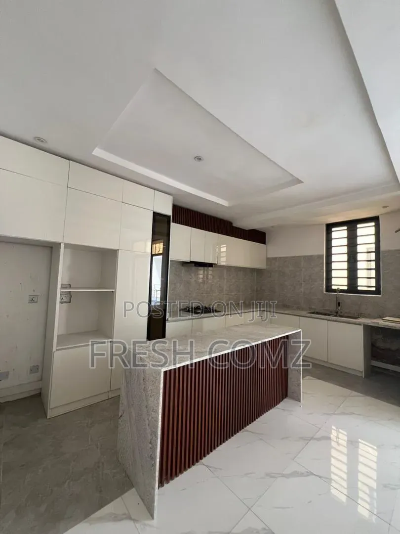 2bdrm Townhouse / Terrace in Ologolo Lekki for rent in Ologolo