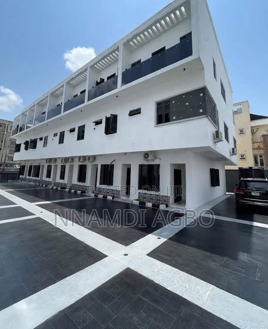 2bdrm Duplex in Lekki Phase 1 for rent in Lekki Phase 1