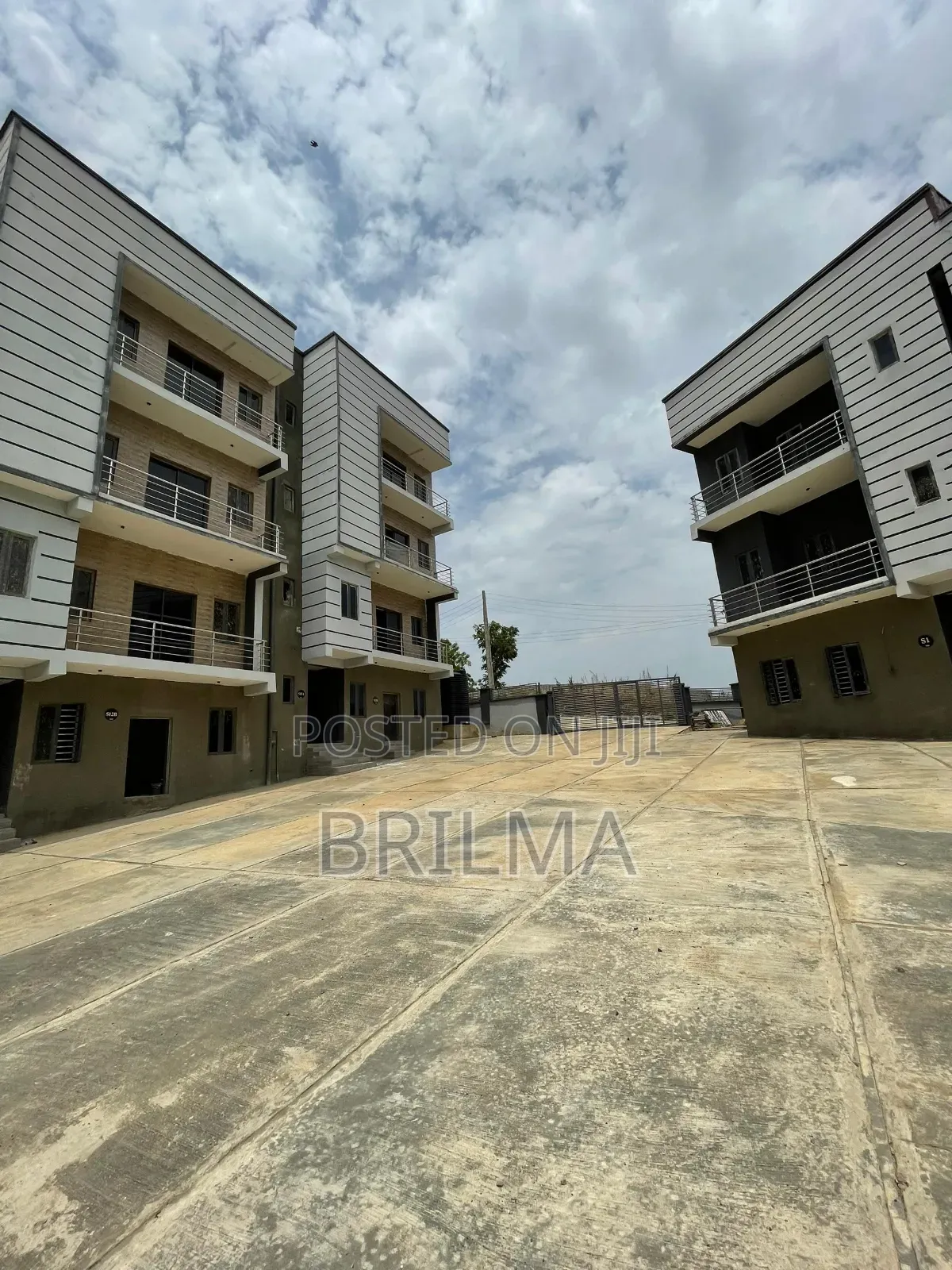 2bdrm Duplex in Life Camp for sale in Life Camp