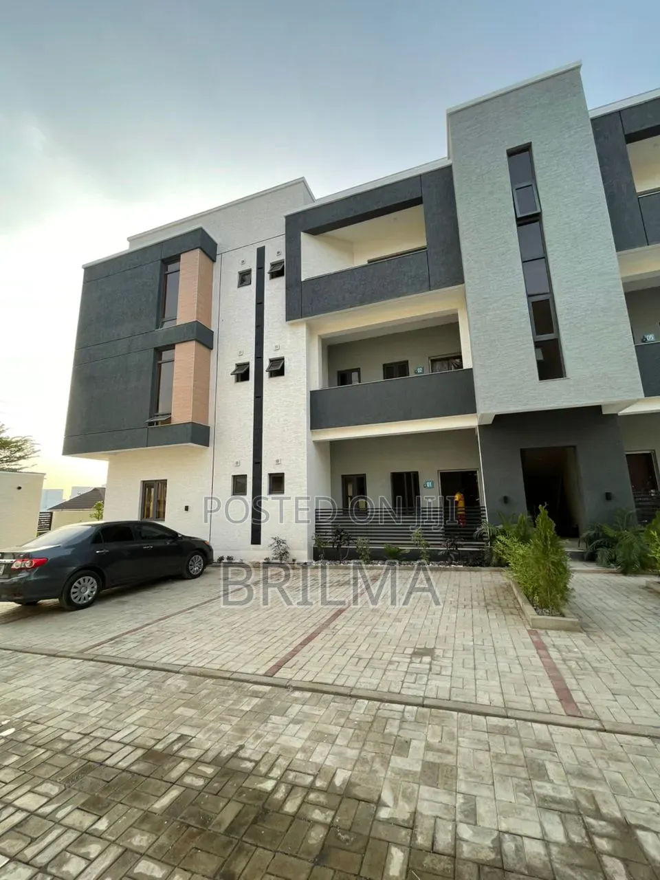 3bdrm Block of Flats in Life Camp for sale in Life Camp