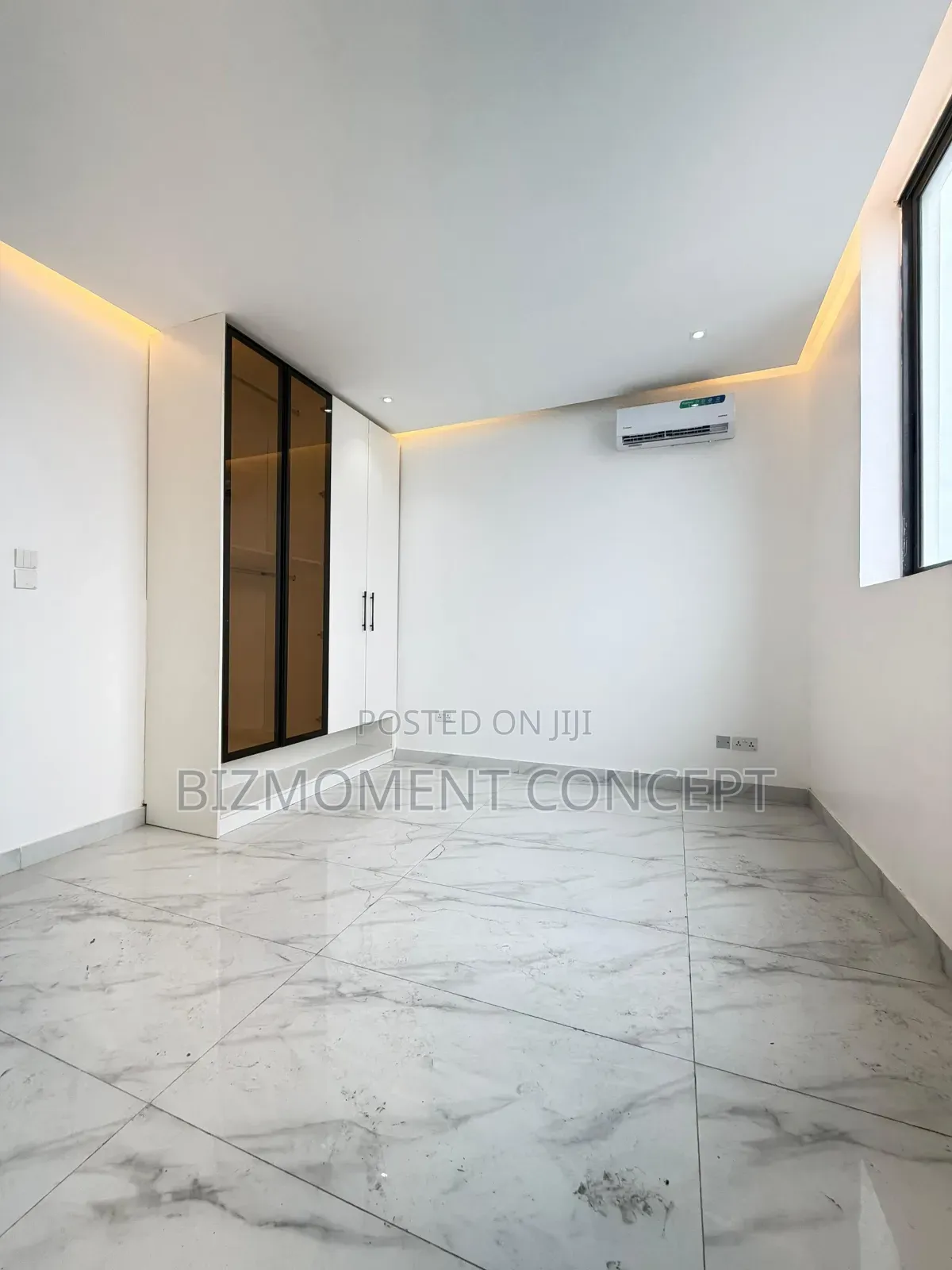 2bdrm Block of Flats in Lekki Phase 1 for sale in Lekki Phase 1