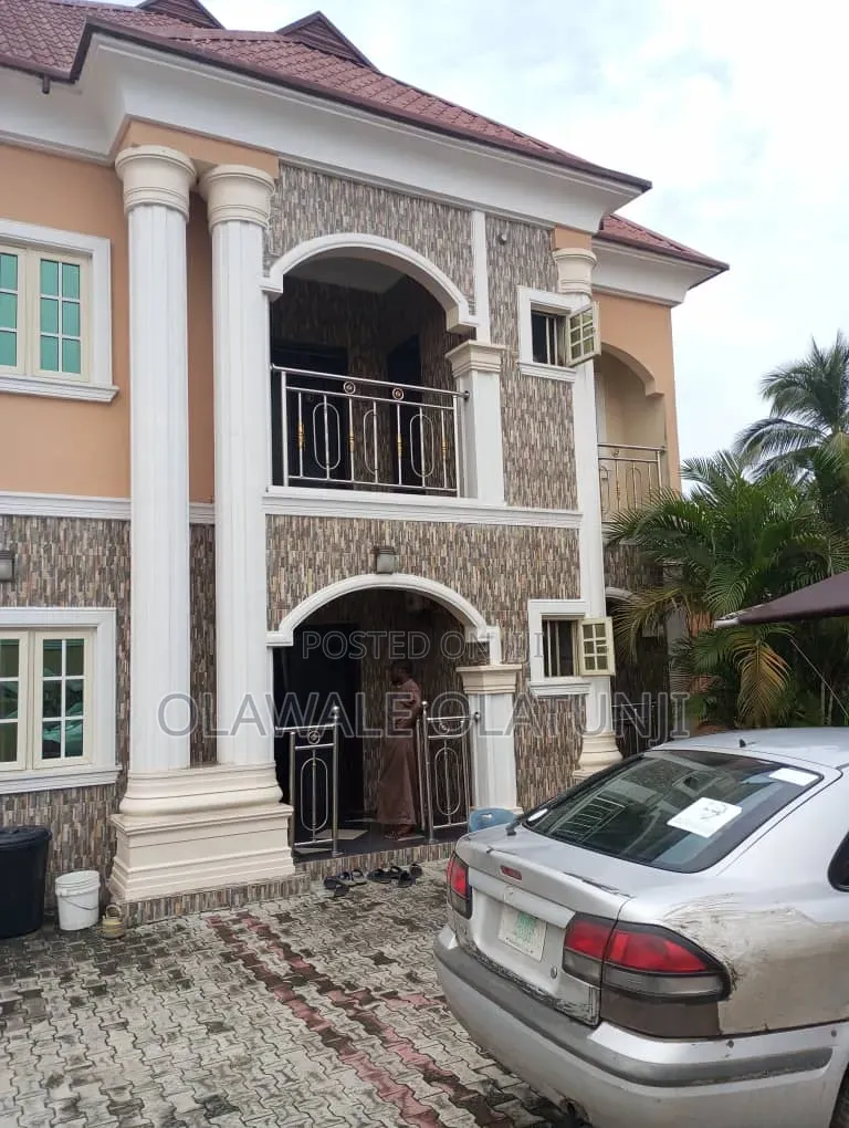 6bdrm Duplex in Ajara, Badagry for sale in Badagry