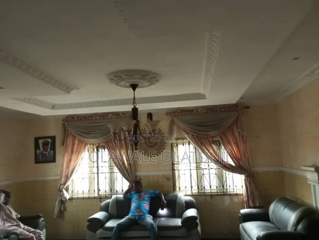 6bdrm Duplex in Ajara, Badagry for sale in Badagry