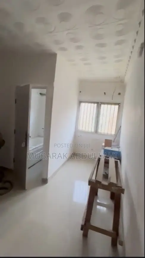 Studio Apartment in Manreng Estate, Life Camp for rent in Life Camp