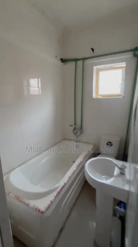 Studio Apartment in Manreng Estate, Life Camp for rent in Life Camp