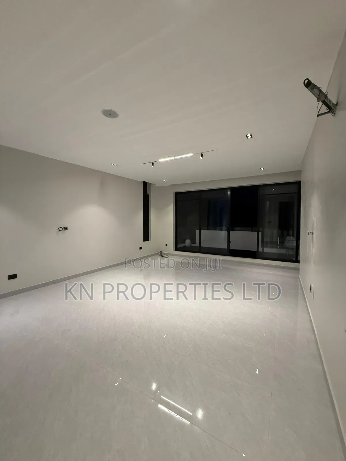 5bdrm Duplex in Lekki for sale in Lekki