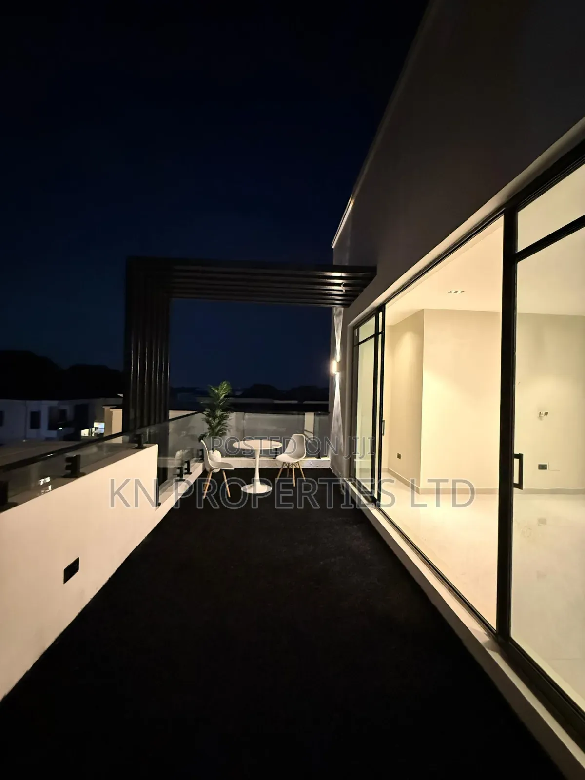 5bdrm Duplex in Lekki for sale in Lekki