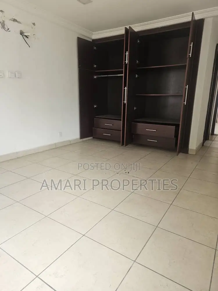 3bdrm Duplex in Victoria Island for rent in Victoria Island
