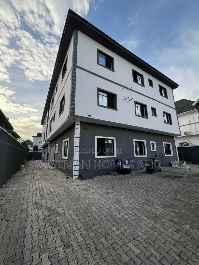 1bdrm Apartment in Osapa London Lekki for rent in Osapa london