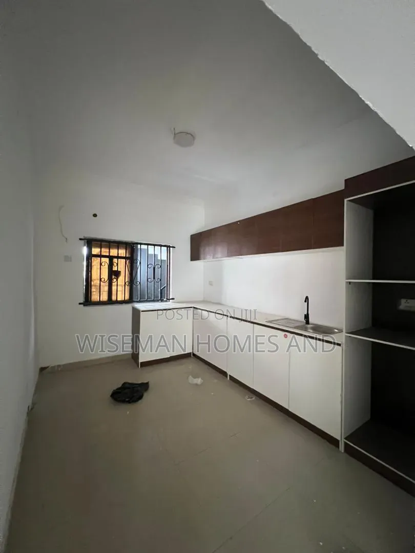 1bdrm Apartment in Osapa London Lekki for rent in Osapa london