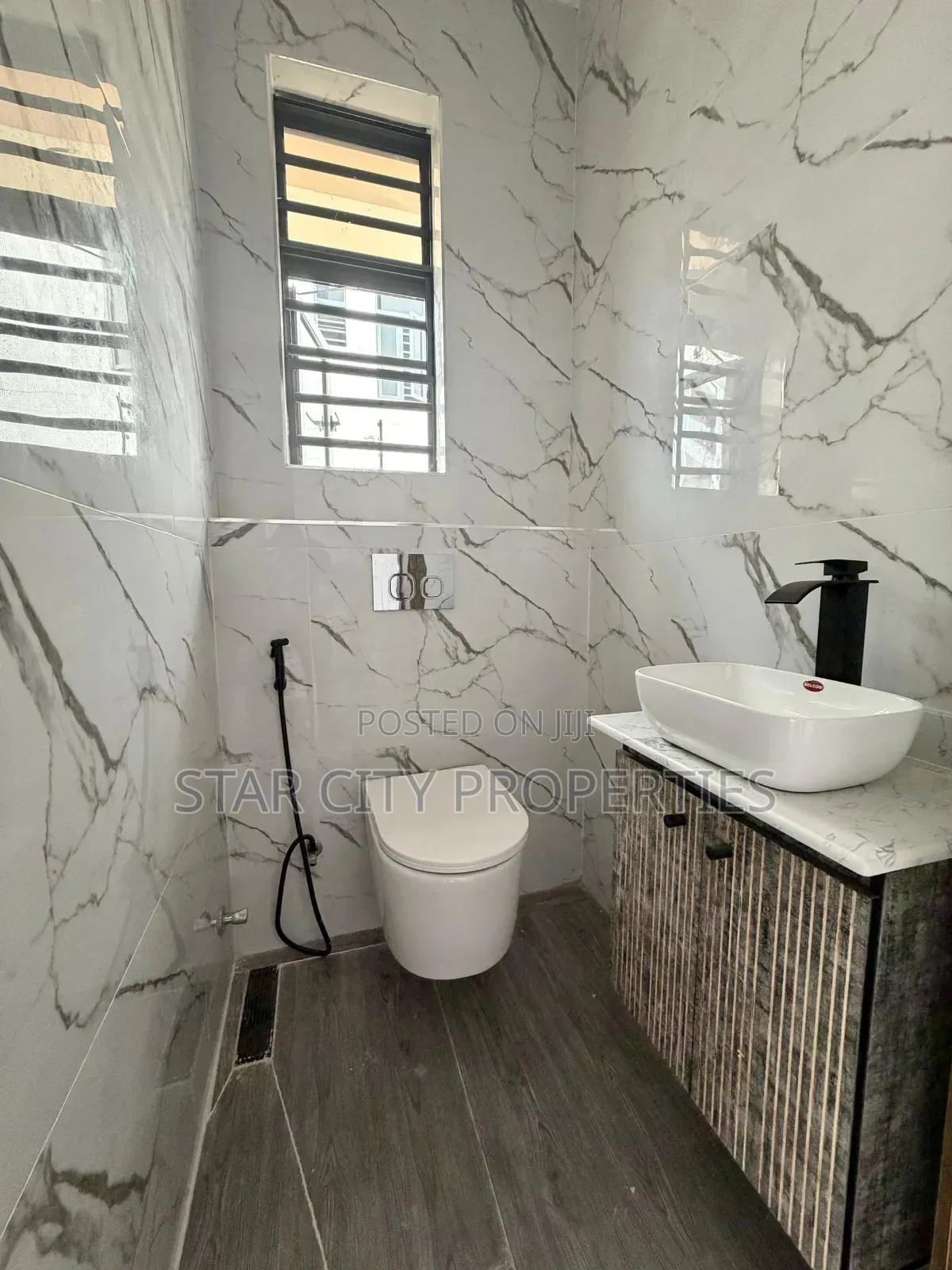 4bdrm Duplex in Ikebana, Adeniyi Jones for sale in Adeniyi Jones