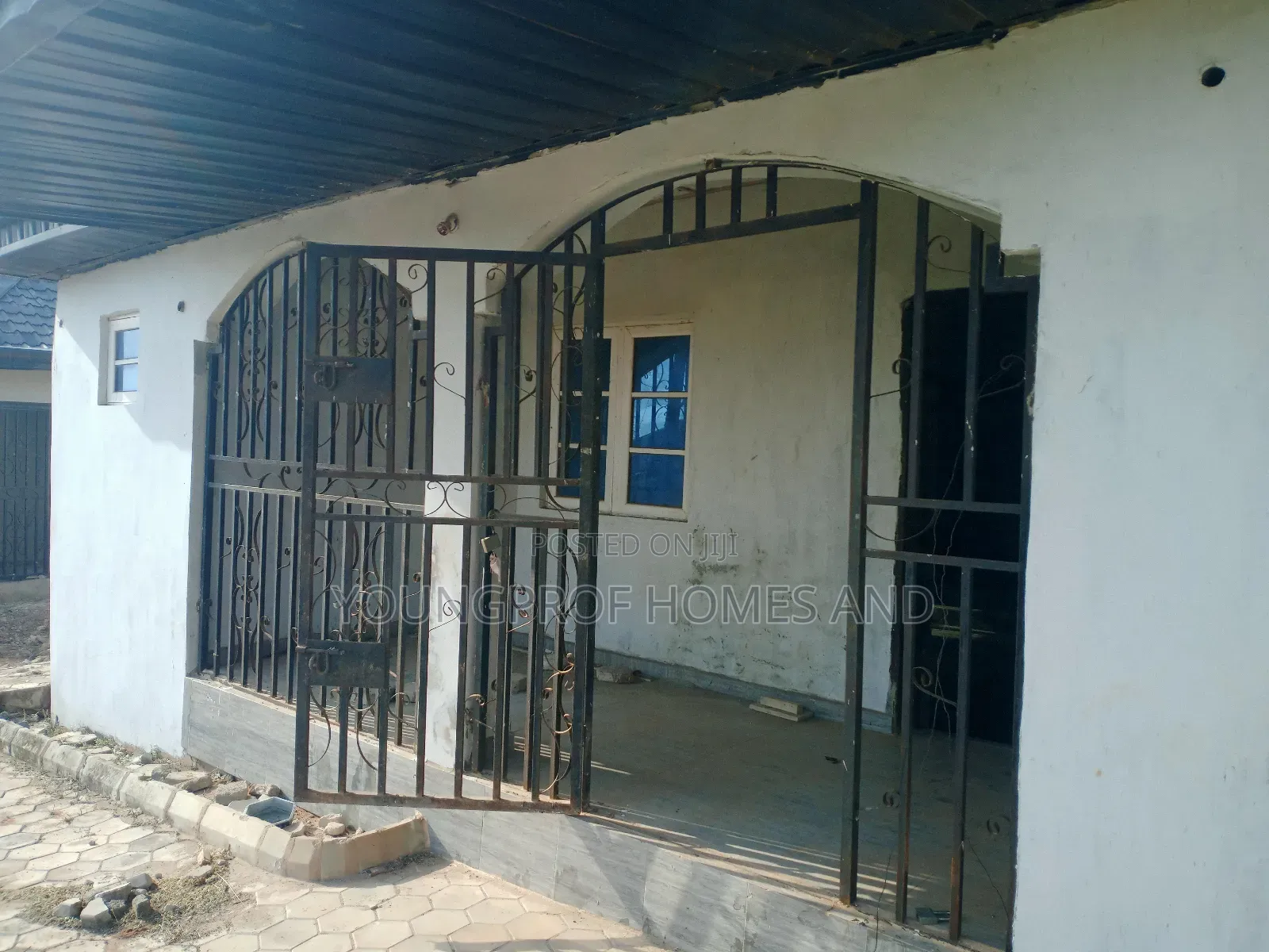 Furnished 3bdrm Apartment in Lafenwa Ayetoro for rent in Ayetoro