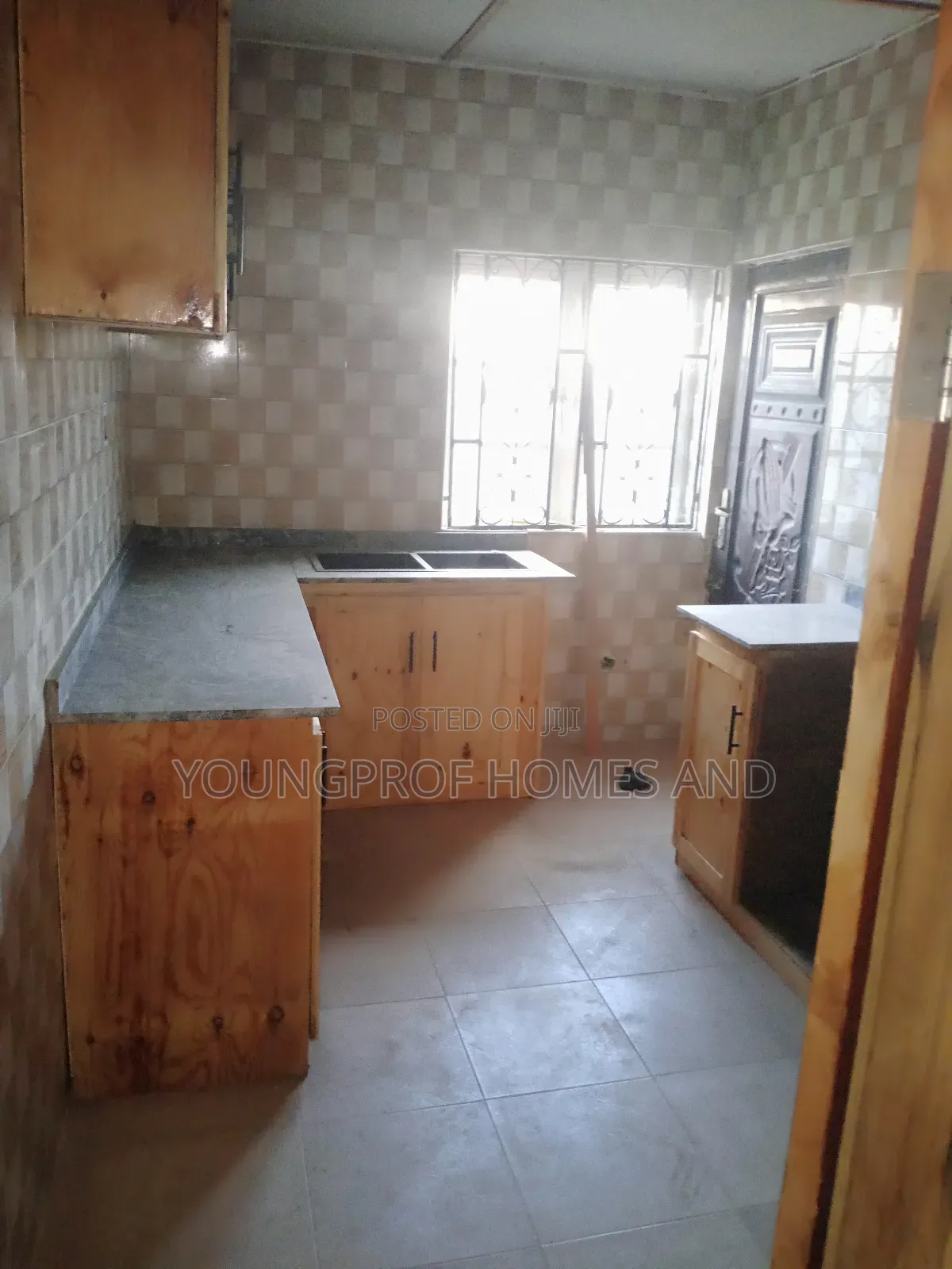 Furnished 3bdrm Apartment in Lafenwa Ayetoro for rent in Ayetoro