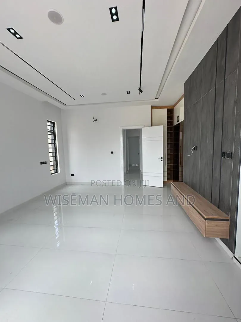 4bdrm Duplex in Ikota Lekki Eti-Osa for sale in Ikota