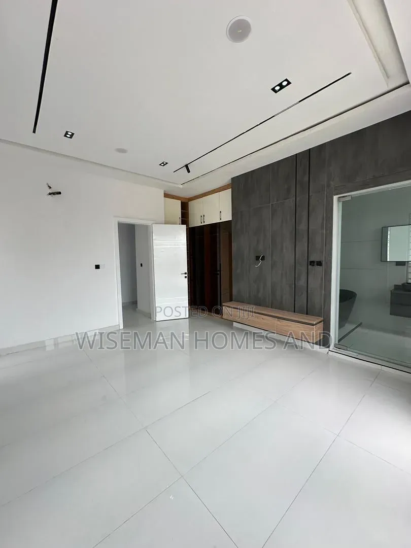 4bdrm Duplex in Ikota Lekki Eti-Osa for sale in Ikota