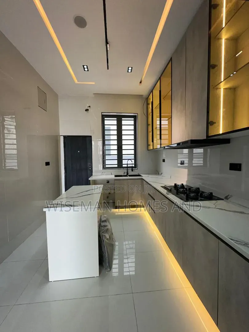 4bdrm Duplex in Ikota Lekki Eti-Osa for sale in Ikota
