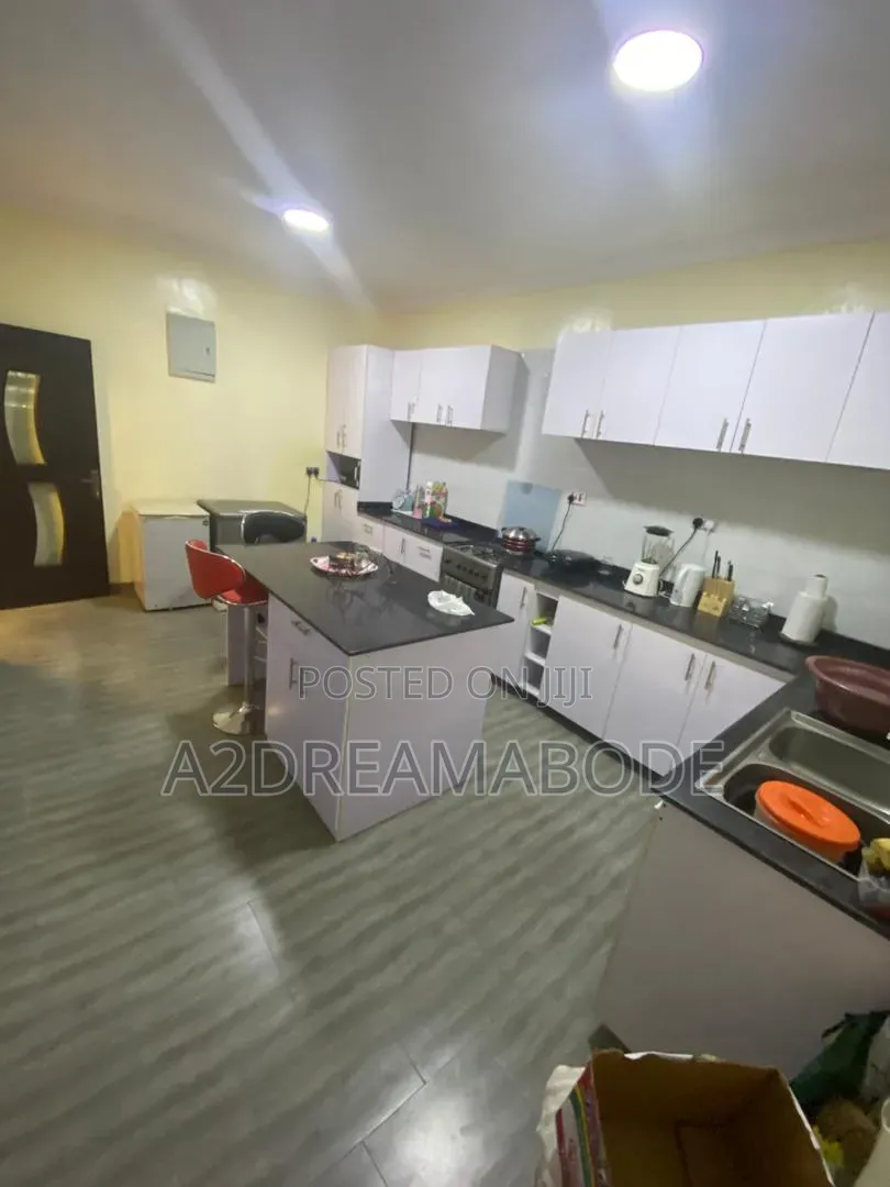 Furnished 3bdrm Apartment in Ikeja, Adeniyi Jones for rent in Adeniyi Jones