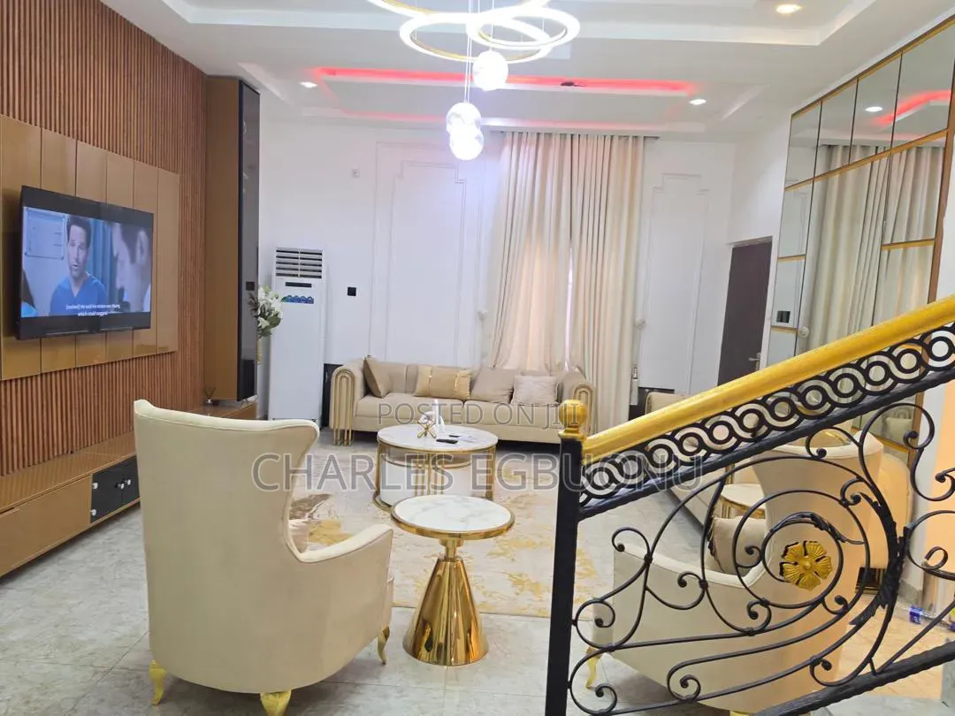  Ultra-Luxury Room in a 2bed Duplex. in Kuje