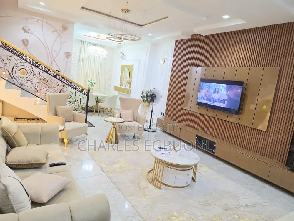  Ultra-Luxury Room in a 2bed Duplex. in Kuje