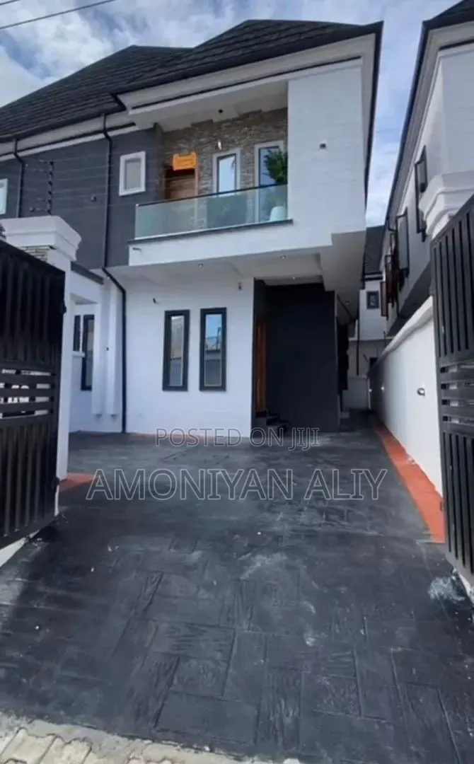 4bdrm Duplex in Lekki Ikota Gra for sale in Ikota