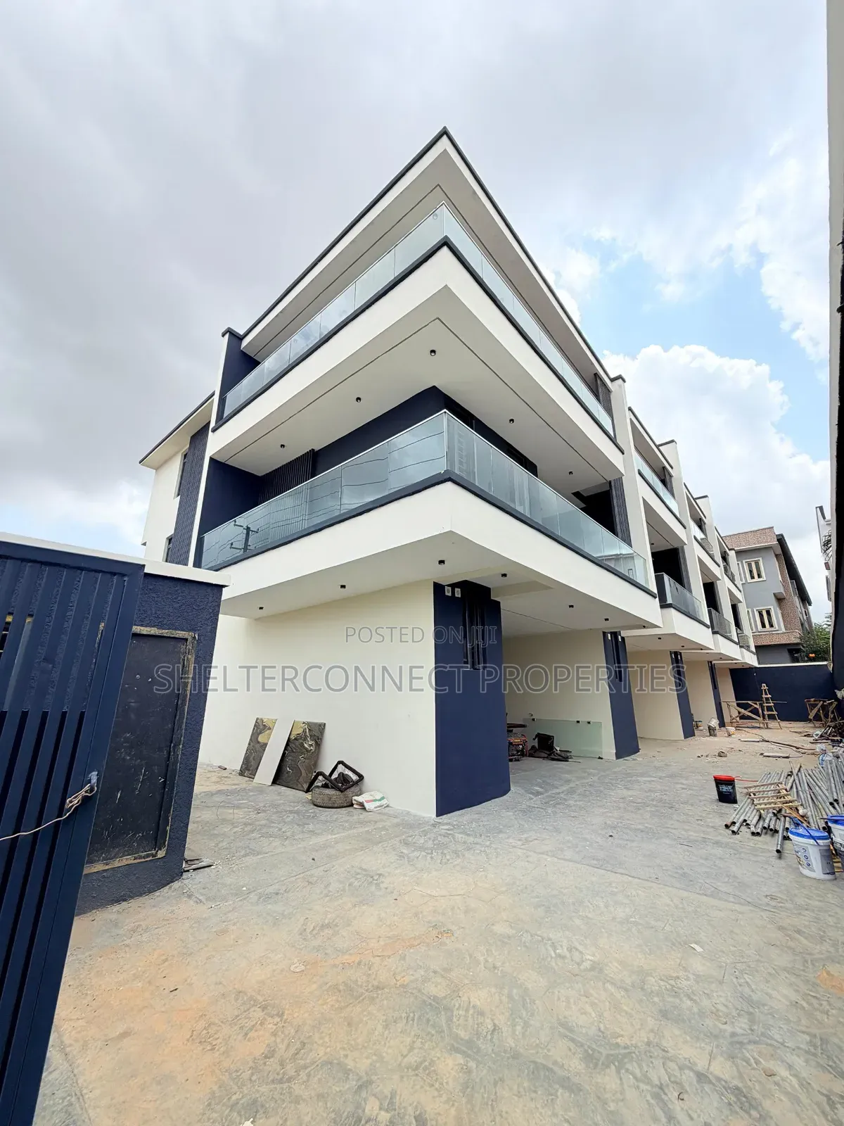 4bdrm Duplex in Ogudu GRA for sale in Ogudu GRA