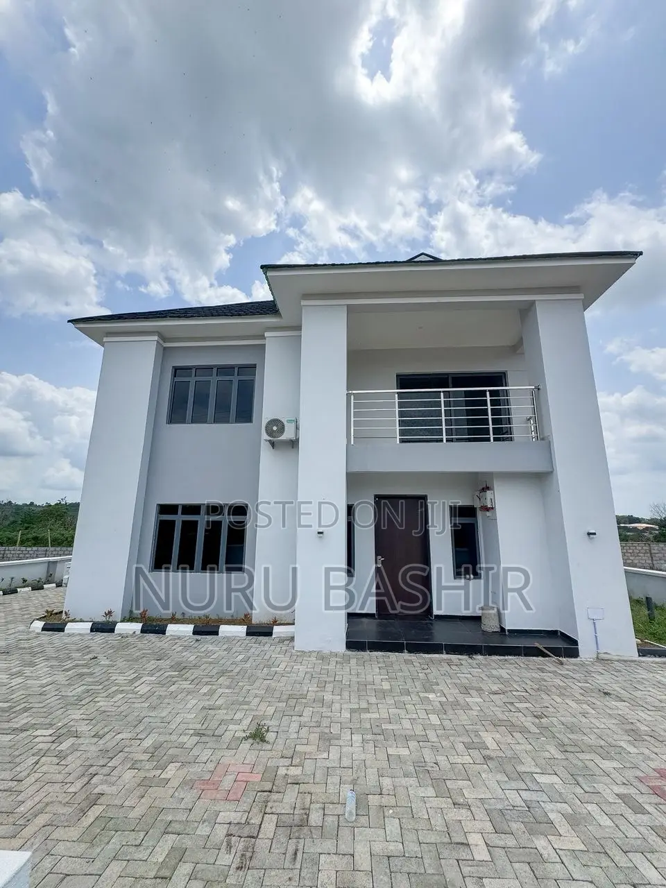4bdrm Duplex in Fort Court Estate, Akala Express for sale in Akala Express