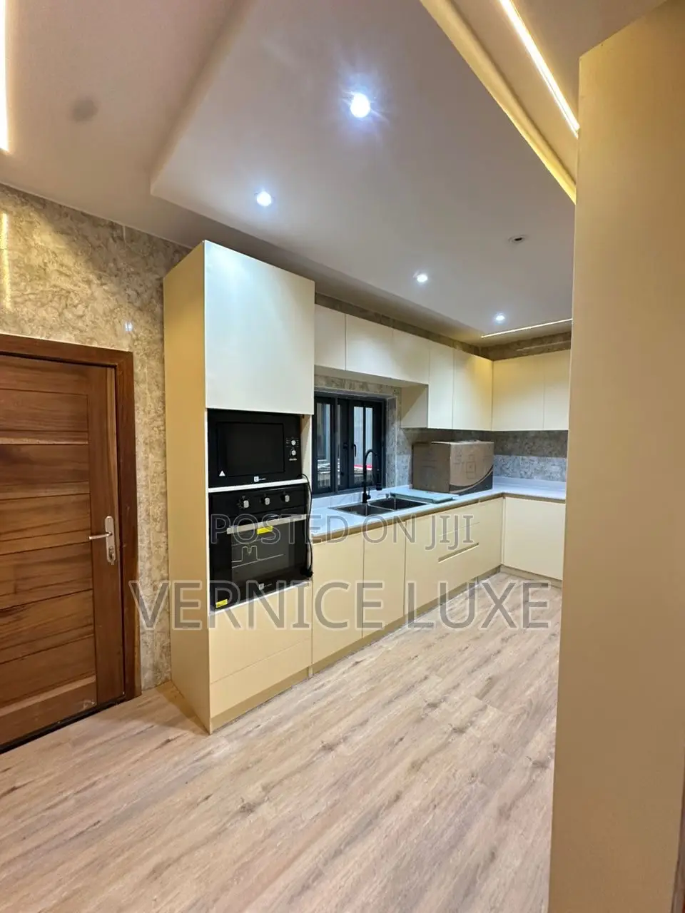 2bdrm Apartment in Ikate for sale in Ikate-Elegushi
