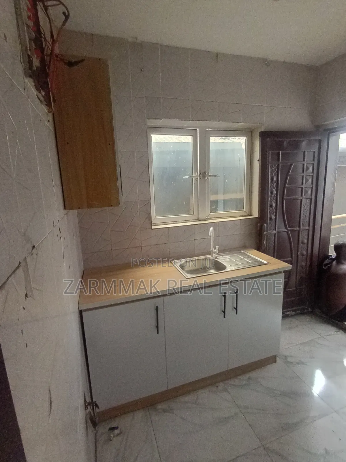 2bdrm Apartment in Agungi for rent in Agungi