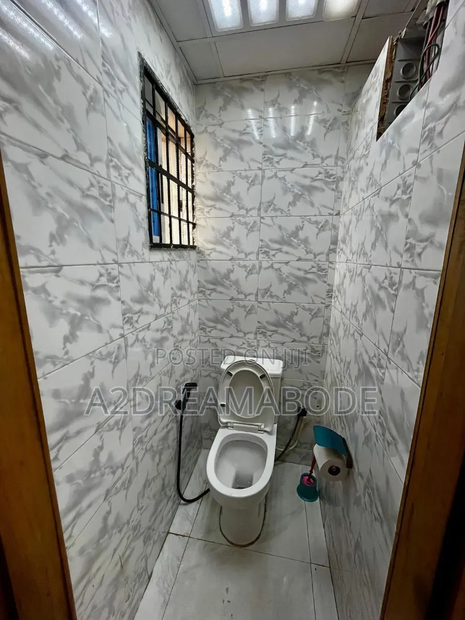 Classic Office Space in Alagomeji