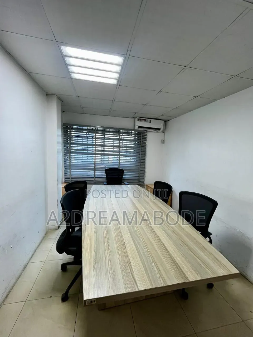 Classic Office Space in Alagomeji