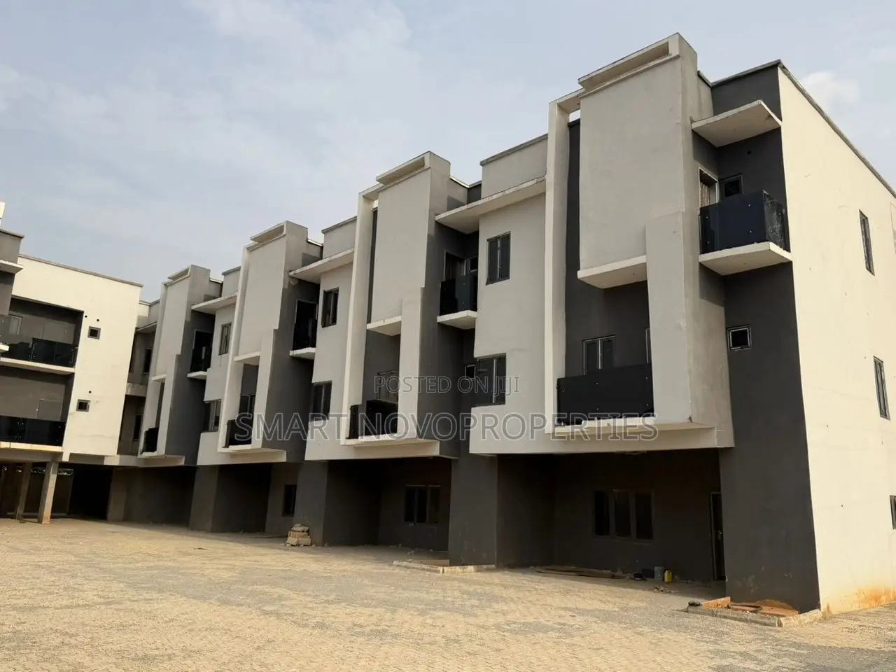 4bdrm Duplex in Jahi for sale in Jahi