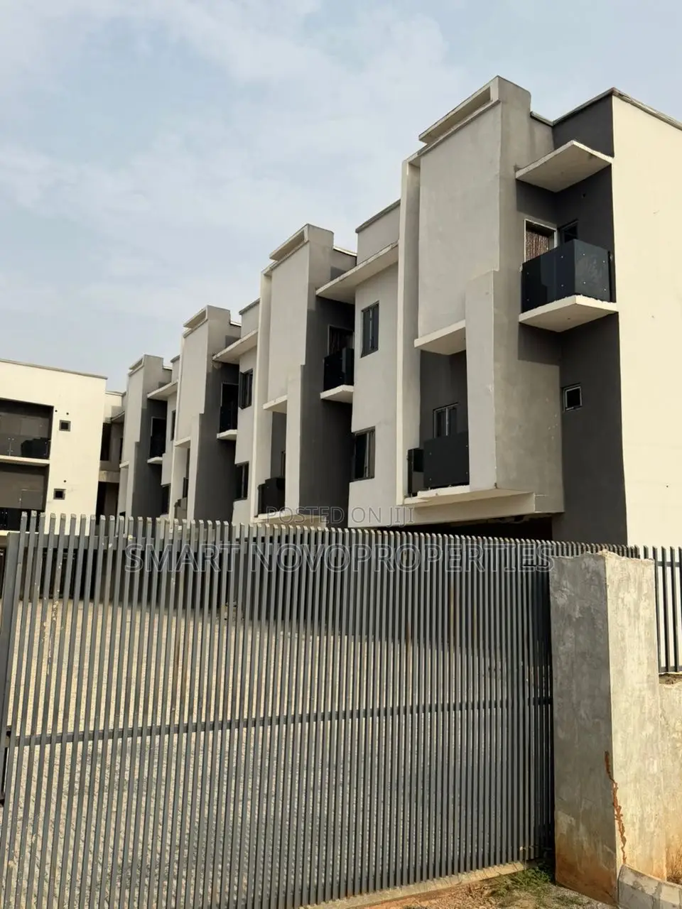 4bdrm Duplex in Jahi for sale in Jahi
