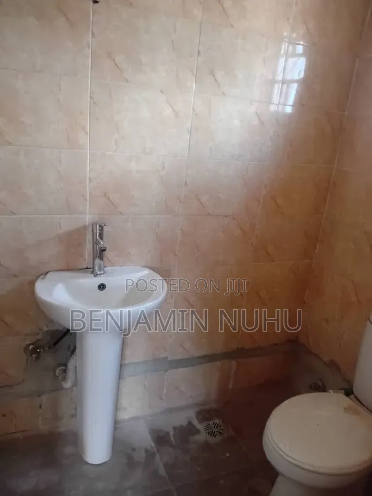 1bdrm Block of Flats in Theara Annex Estate, Sangotedo for rent in Sangotedo