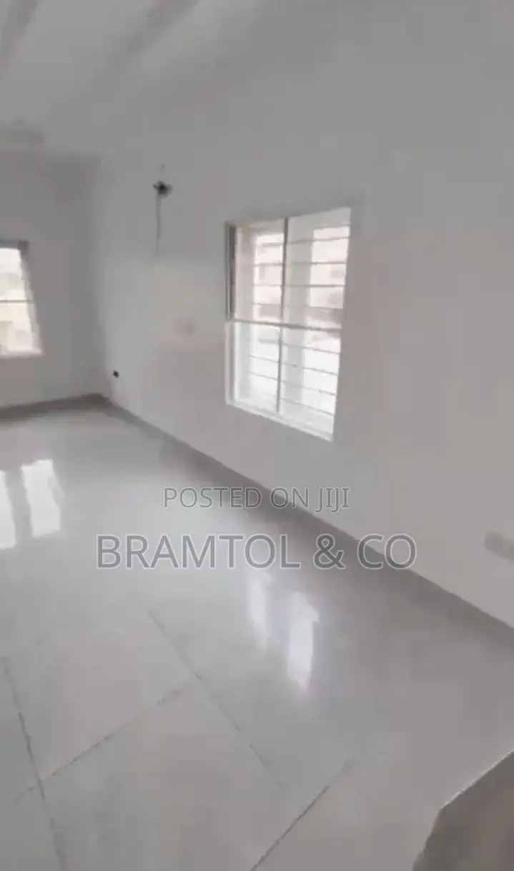 4bdrm Townhouse / Terrace in Wuye for rent in Wuye