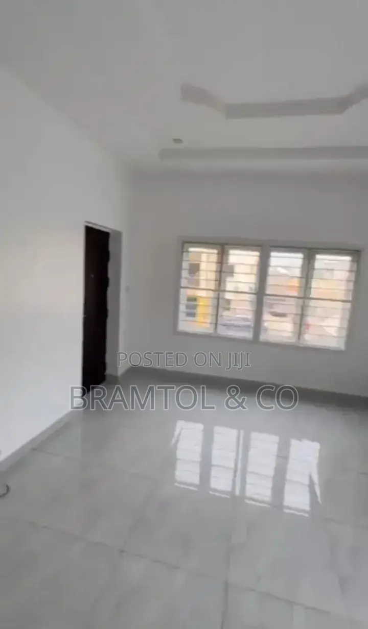 4bdrm Townhouse / Terrace in Wuye for rent in Wuye