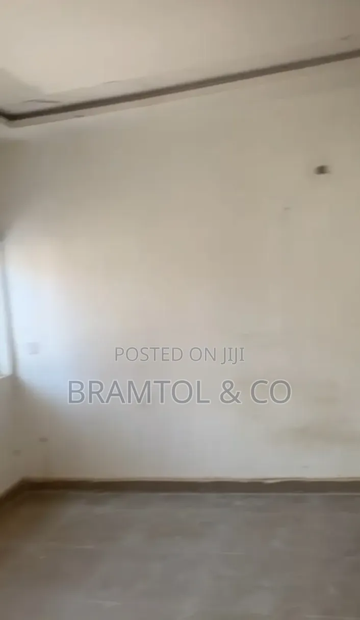 2bdrm Block of Flats in Wuye for rent in Wuye