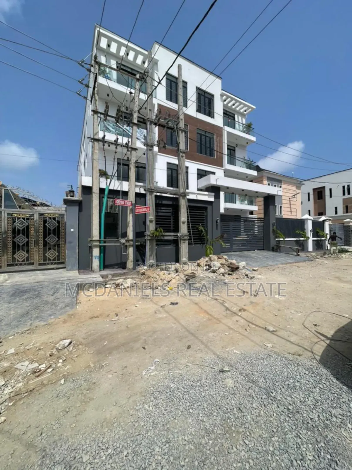 2bdrm Duplex in Ilaje / Lekki for sale in Ilaje / Lekki